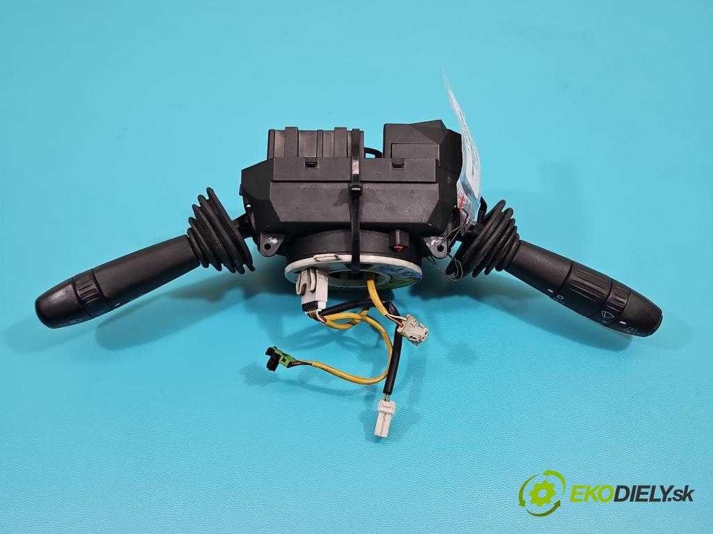 Fiat Bravo II 2007-2014 1.9 jtd 120 HP manual 88 kW 1910 cm3 5- prepínač komplex: 07354410060 (Prepínacie páčky pod volantom)