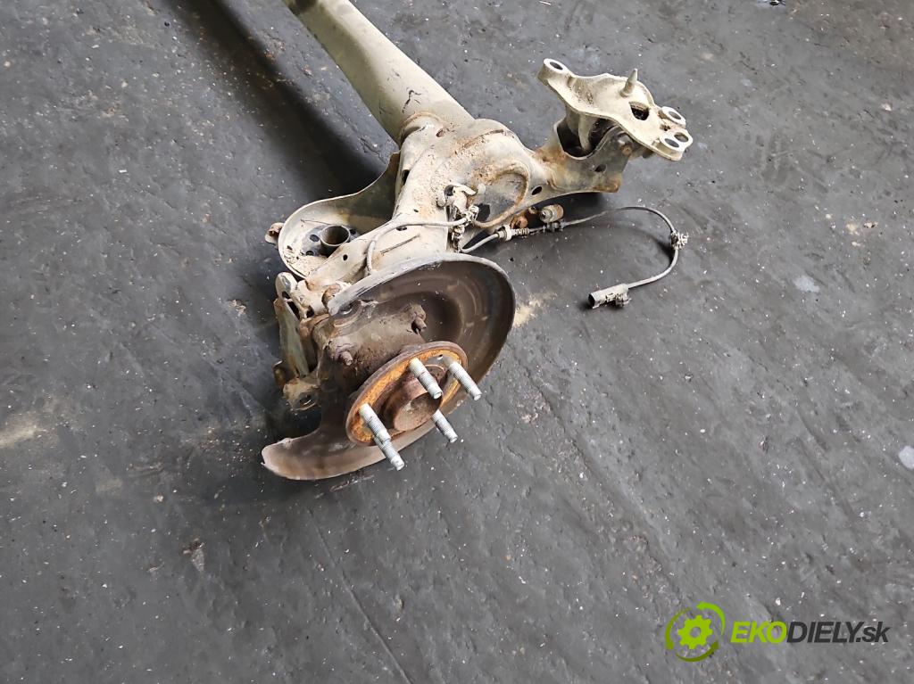 Opel Astra V  2015-2022 1.5 cdti 105 hp manual 77 kW 1496 cm3 5- zadní výztuha  (Zadní výztuha)