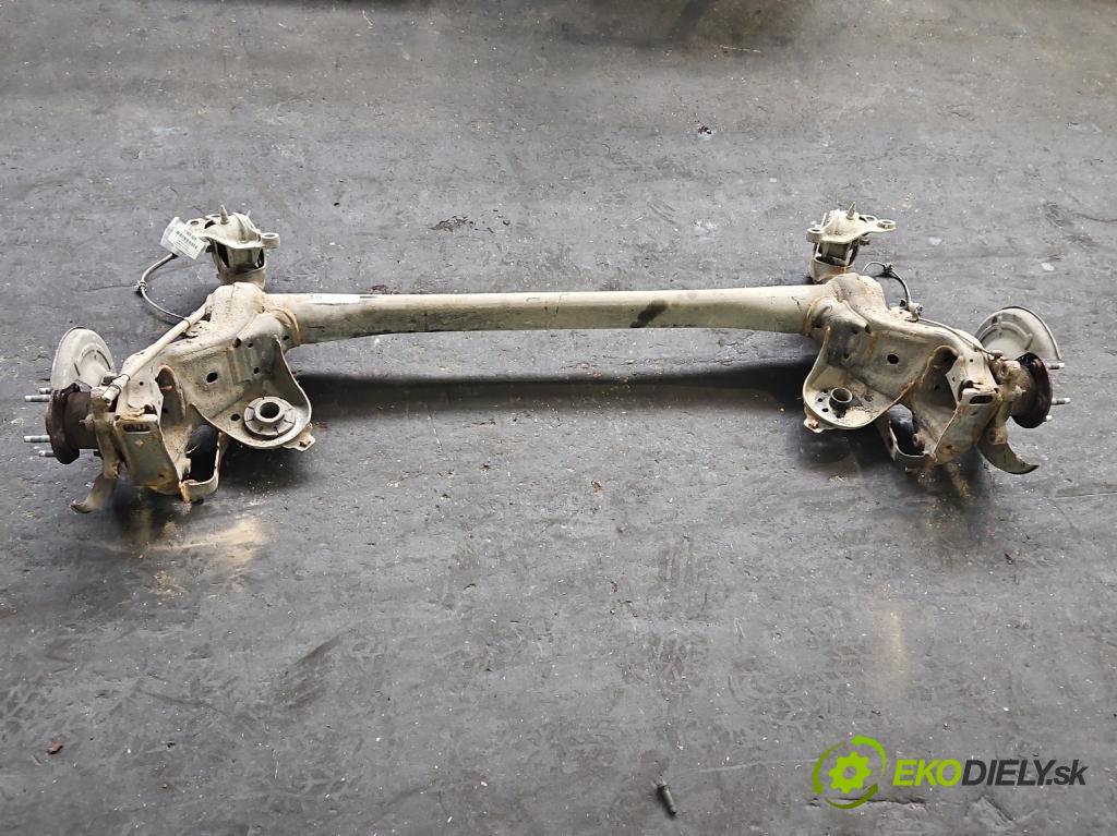 Opel Astra V  2015-2022 1.5 cdti 105 hp manual 77 kW 1496 cm3 5- zadní výztuha  (Zadní výztuha)