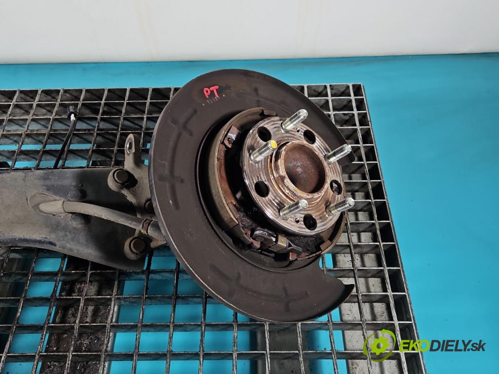 Hyundai Tucson III 2015-2020 1.6 GDI 132  HP manual 97 kW 1591 cm3 5- Rozbočovač: kolesa zadné pravé 55280-H3000