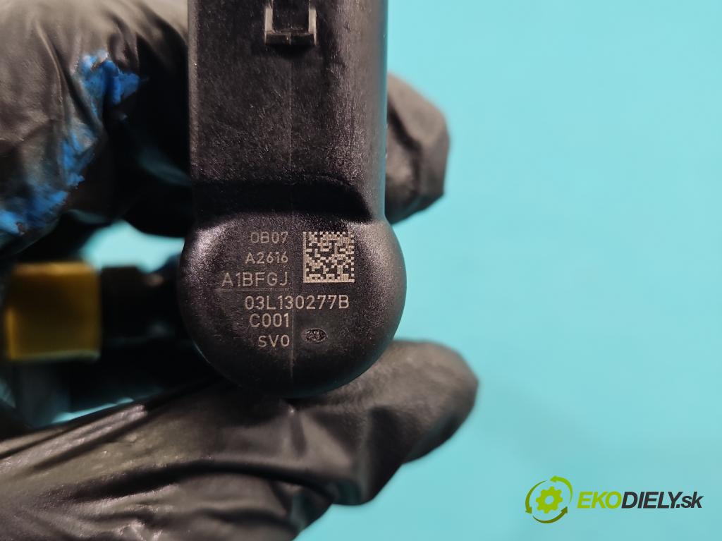 Seat Ibiza IV 6J 2008-2017 1.6 tdi 105 HP manual 77 kW 1598 cm3 5- vstrek 03L130277B (Vstrekovač paliva)