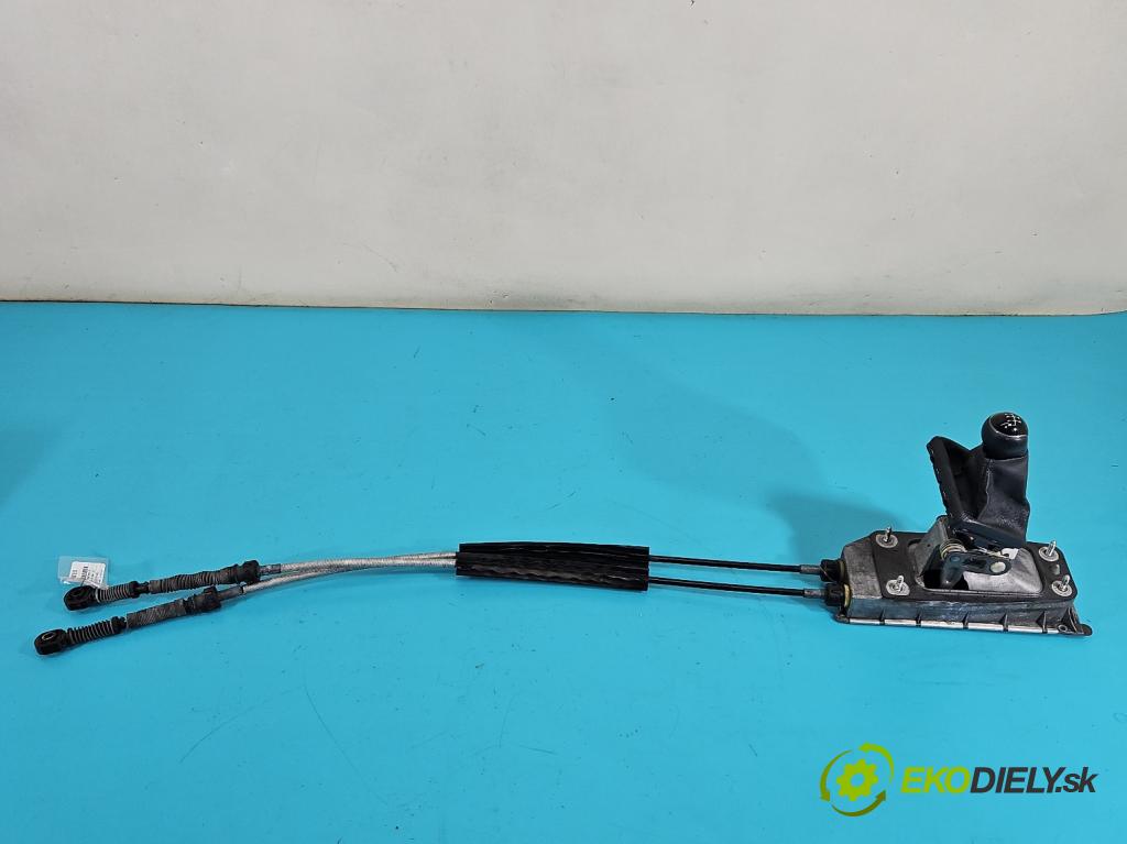 Seat Ibiza IV 6J 2008-2017 1.6 tdi 105 HP manual 77 kW 1598 cm3 5- Páka: Změny: stupeň,rýchlosť 6Q0711061E (Rýchlostná páka (kulisa))