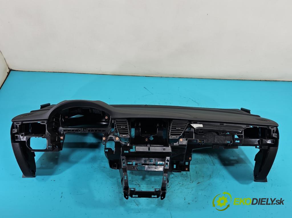 Opel Astra V  2015-2022 1.5 cdti 105 hp manual 77 kW 1496 cm3 5- kokpit,přistrojova deska 