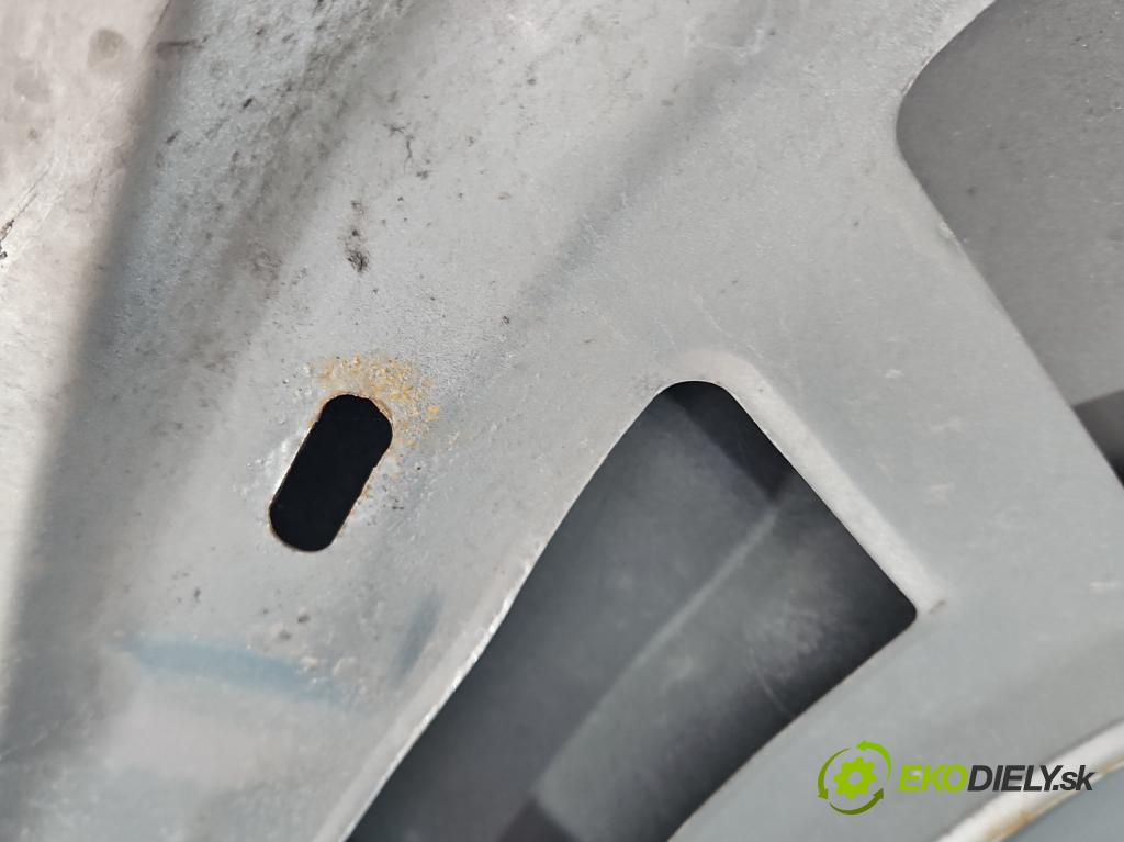 Skoda Octavia II 2004-2013 1.9 tdi 105 HP manual 77 kW 1896 cm3 5- kapota predná