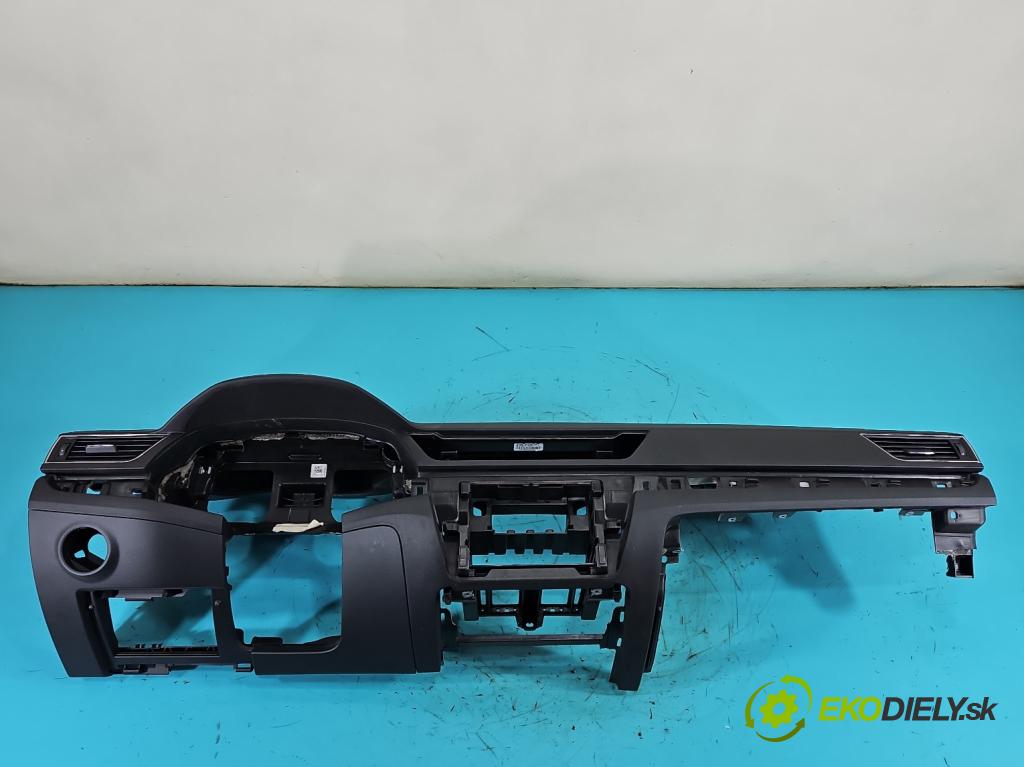 Skoda Superb III 2015-2024 2.0 tdi 190 hp automatic 140 kW 1968 cm3 5- kokpit,přistrojova deska 