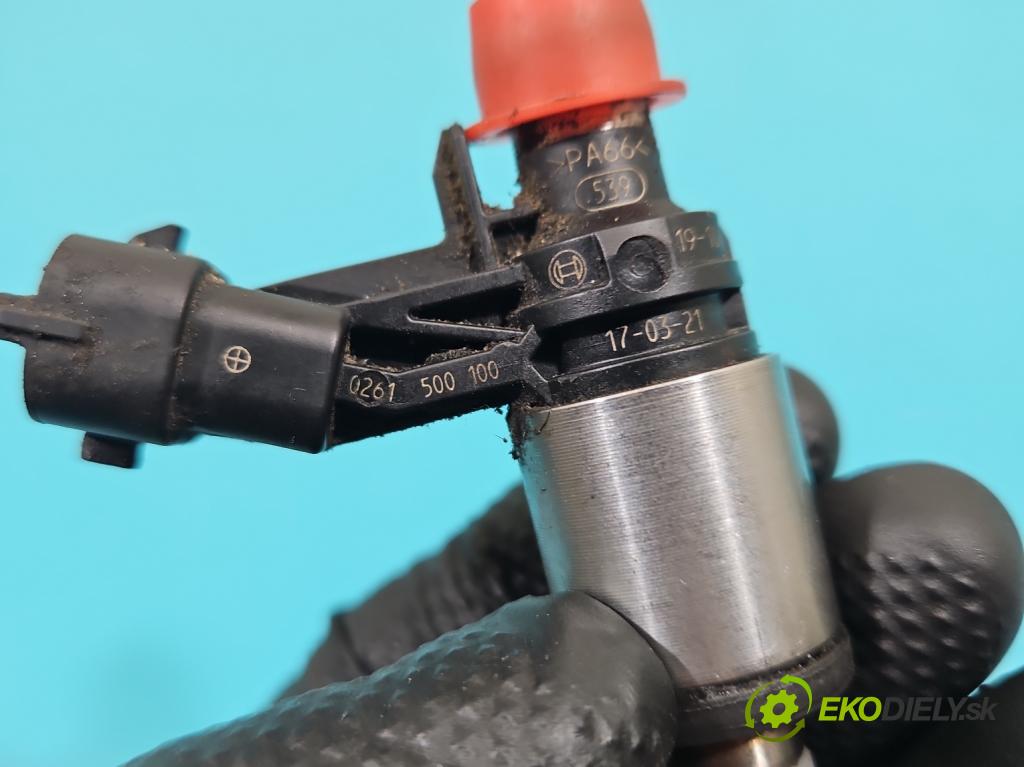 Hyundai Tucson III 2015-2020 1.6 GDI 132 hp manual 97 kW 1591 cm3 5- vstřikovač 0261500100 (Vstřikovač paliva)