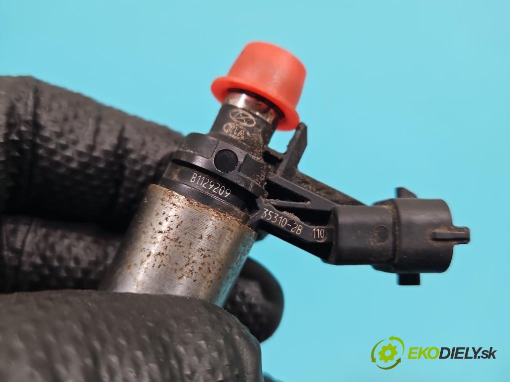 Hyundai Tucson III 2015-2020 1.6 GDI 132 hp manual 97 kW 1591 cm3 5- vstřikovač 0261500100 (Vstřikovač paliva)