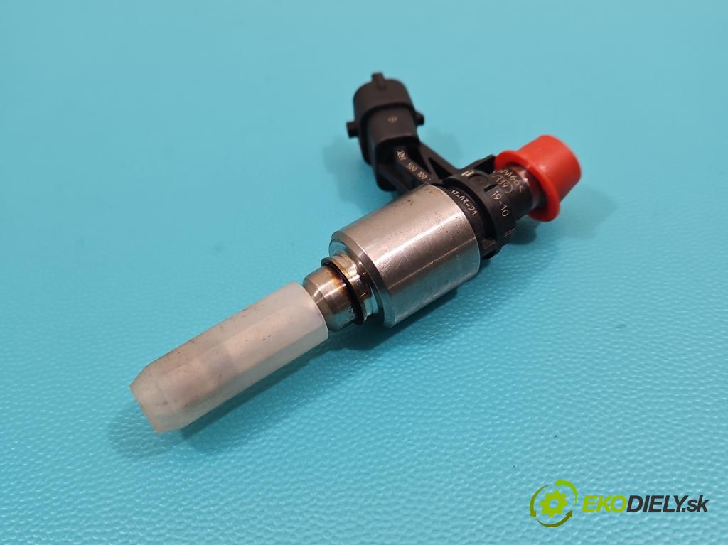 Hyundai Tucson III 2015-2020 1.6 GDI 132 hp manual 97 kW 1591 cm3 5- vstřikovač 0261500100 (Vstřikovač paliva)