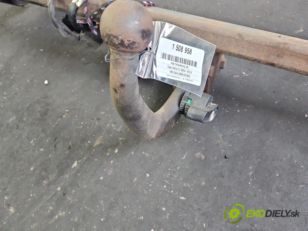 Opel Astra III 2004-2014 1.8 16V 125 hp manual 92 kW 1796 cm3 3- oko tažné  (Tažné zařízení)