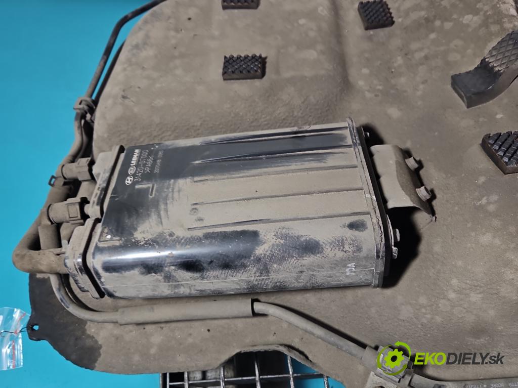 Hyundai Tucson III 2015-2020 1.6 GDI 132 hp manual 97 kW 1591 cm3 5- Nádrž: paliva 31100-D7000 (Palivová nádrž)