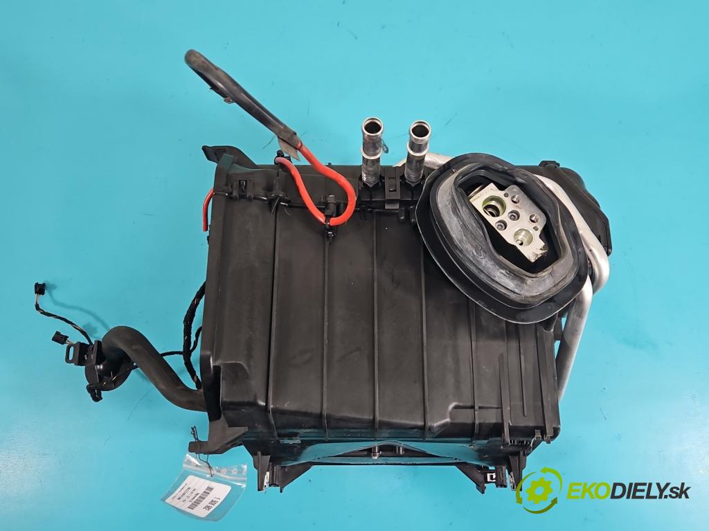 Audi A6 C7 2011-2018 3.0 tdi 204 hp automatic 150 kW 2967 cm3 4- radiátor 4G1820005L (Radiátor topení)