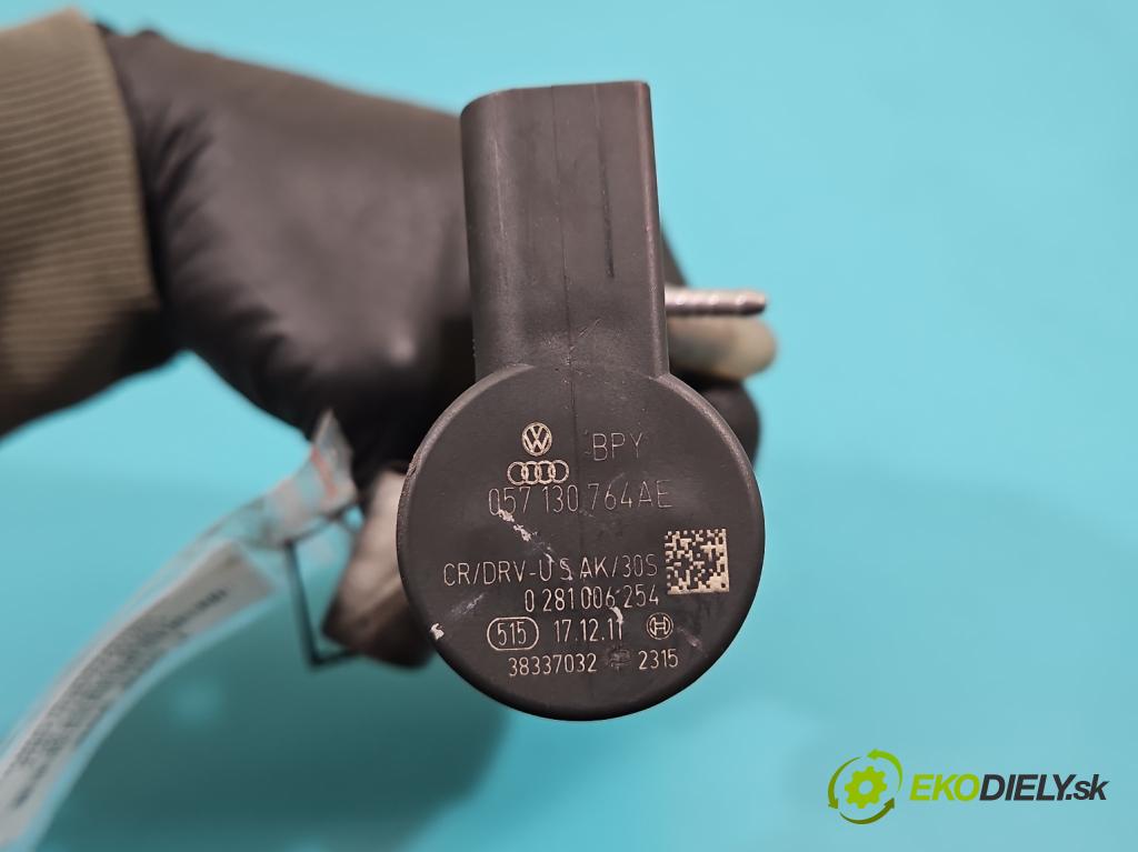 Audi A6 C7 2011-2018 3.0 tdi 204 HP automatic 150 kW 2967 cm3 4- lišta vstrekovacia 059130090CB (Vstrekovacia lišta)