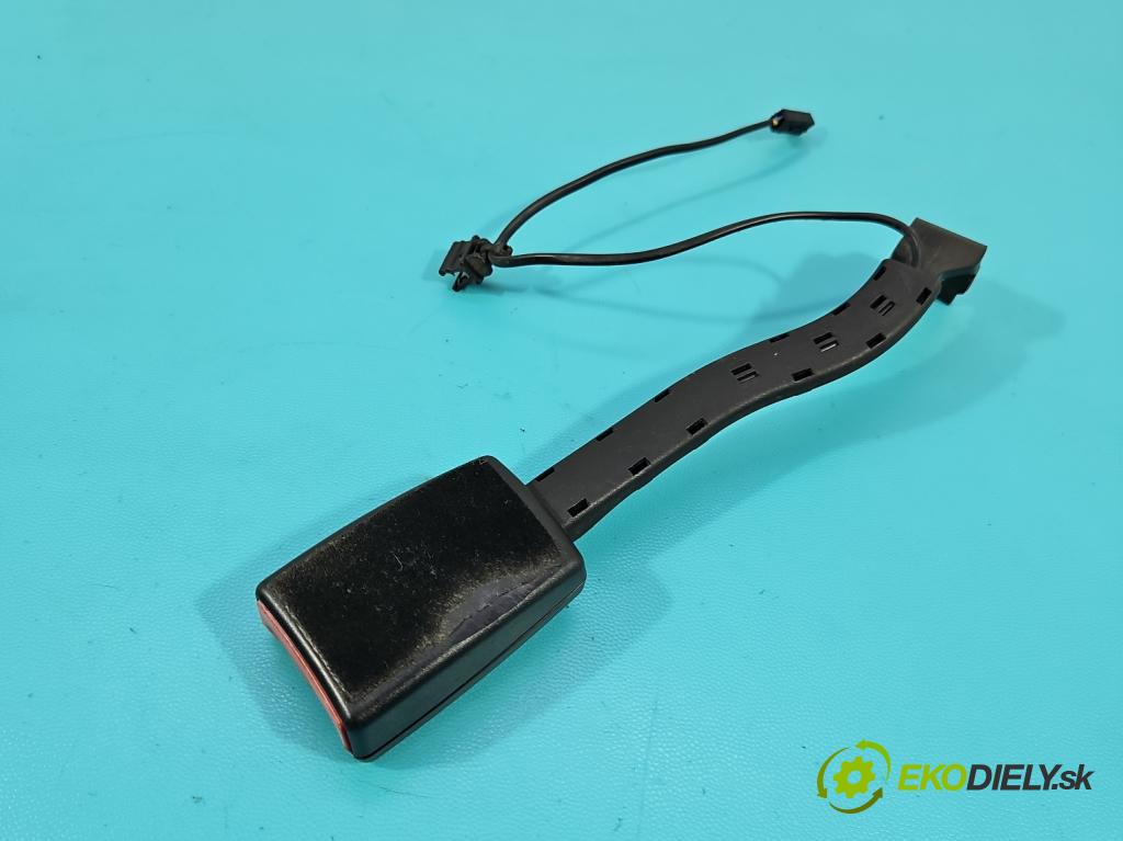 Seat Altea 2.0 tdi 140 HP automatic 103 kW 1968 cm3 5- pas bezpečnosť: predné ľavý 5P0857705B