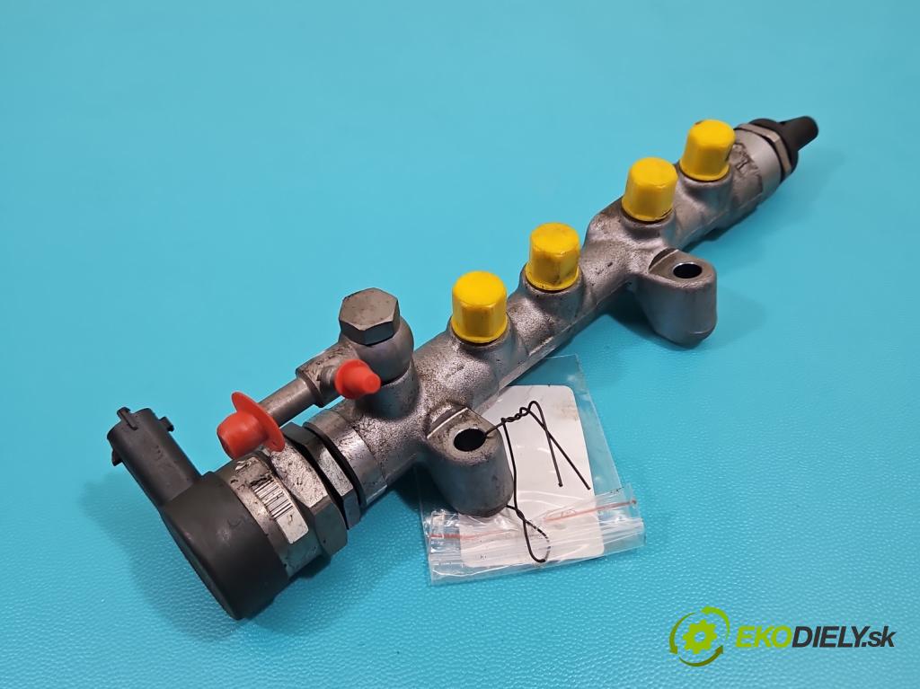 Opel Astra V  2015-2022 1.5 cdti 105 HP manual 77 kW 1496 cm3 5- lišta vstrekovacia 0445213035 (Vstrekovacia lišta)