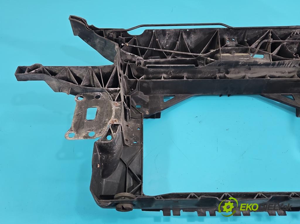 Seat Altea 2.0 tdi 140 hp automatic 103 kW 1968 cm3 5- stěna přední 5P0805588A (Přední výztuha)