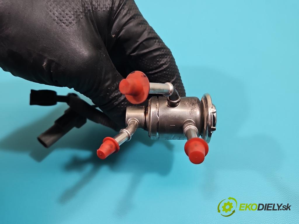 Opel Astra V  2015-2022 1.5 cdti 105 HP manual 77 kW 1496 cm3 5- vstrek 55485257 (Vstrekovač paliva)