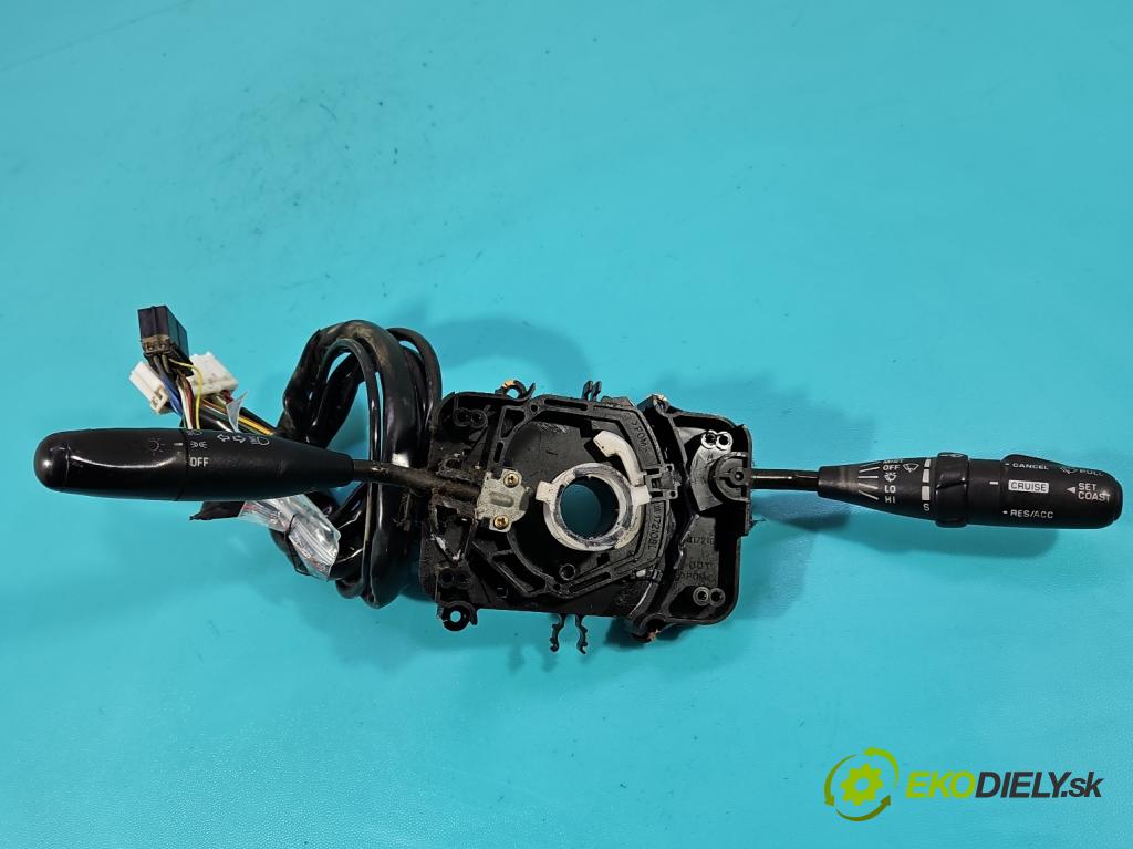 Opel Monterey 1992-1999 3.2 24V 177 HP manual 130 kW 3165 cm3 5- prepínač komplex:  (Prepínacie páčky pod volantom)