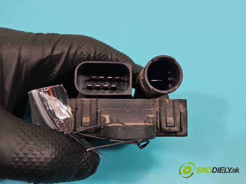 Mercedes E W212 2009-2016 2.2 CDI 136 HP automatic 100 kW 2143 cm3 5- Relé: svíčky: zařicích: A6511530279 (Relé)