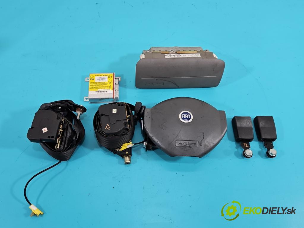 Fiat Panda II 2003-2012 1.1 54 HP manual 40 kW 1108 cm3 5- airbag vzduchové soubor: 