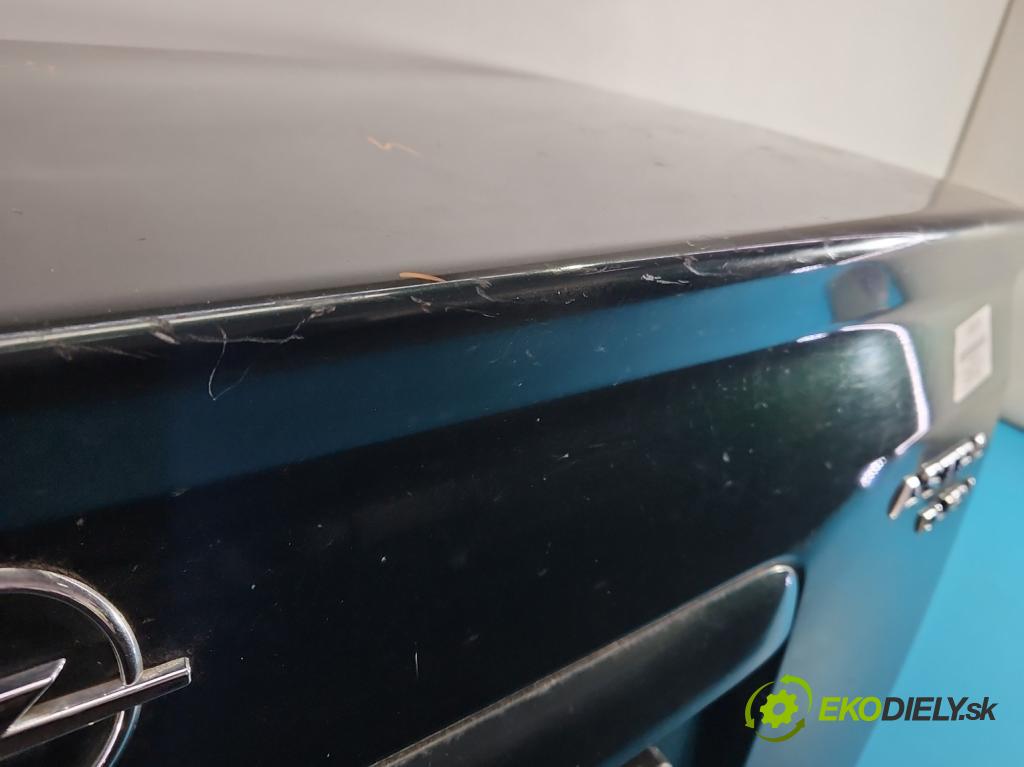 Opel Astra II 1998-2009 2.0 dtl 82 hp manual 60 kW 1995 cm3 4- zadní kufrové dveře  (Zadní kapota (kufr))