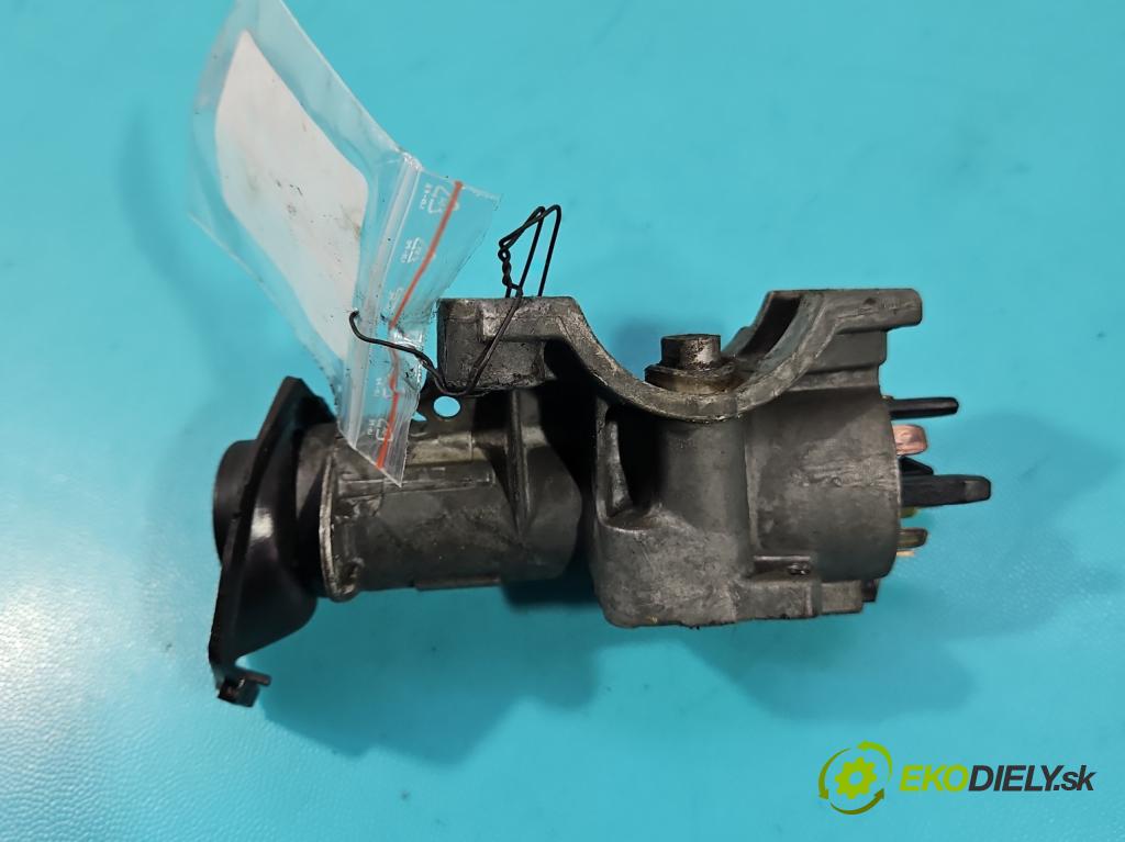 Vw Golf IV 1997-2003 1.9 tdi 101 HP manual 74 kW 1896 cm3 5- Spínačka 4B0905851C (Spínacia skrinka)