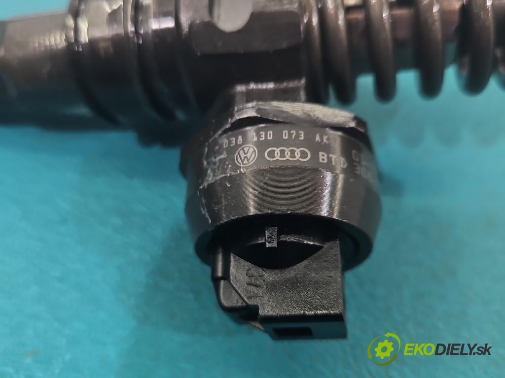 Vw Golf IV 1997-2003 1.9 tdi 101 HP manual 74 kW 1896 cm3 5- vstrekovacie čerpadlo 0414720037 (Vstrekovač paliva)