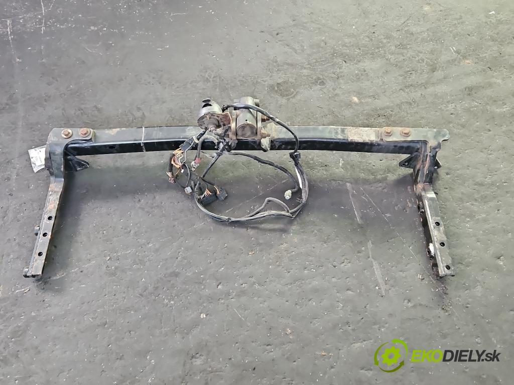 Nissan X-trail II T31 2008-2013 2.0 dci (M9R1850) 173KM manual 127 kW 1995 cm3 5- oko tažné  (Tažné zařízení)