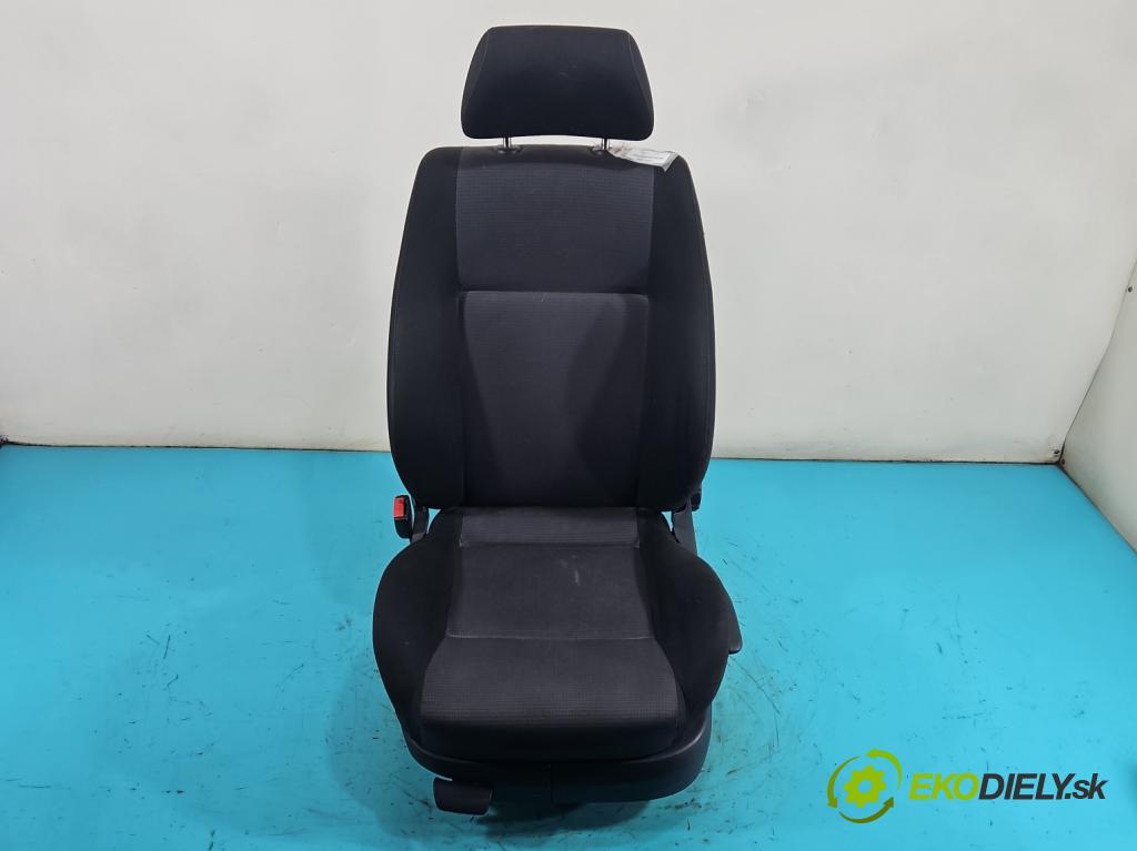 Vw Golf IV 1997-2003 1.9 tdi 101 HP manual 74 kW 1896 cm3 5- Sedačka ľavý  (Sedadlo)