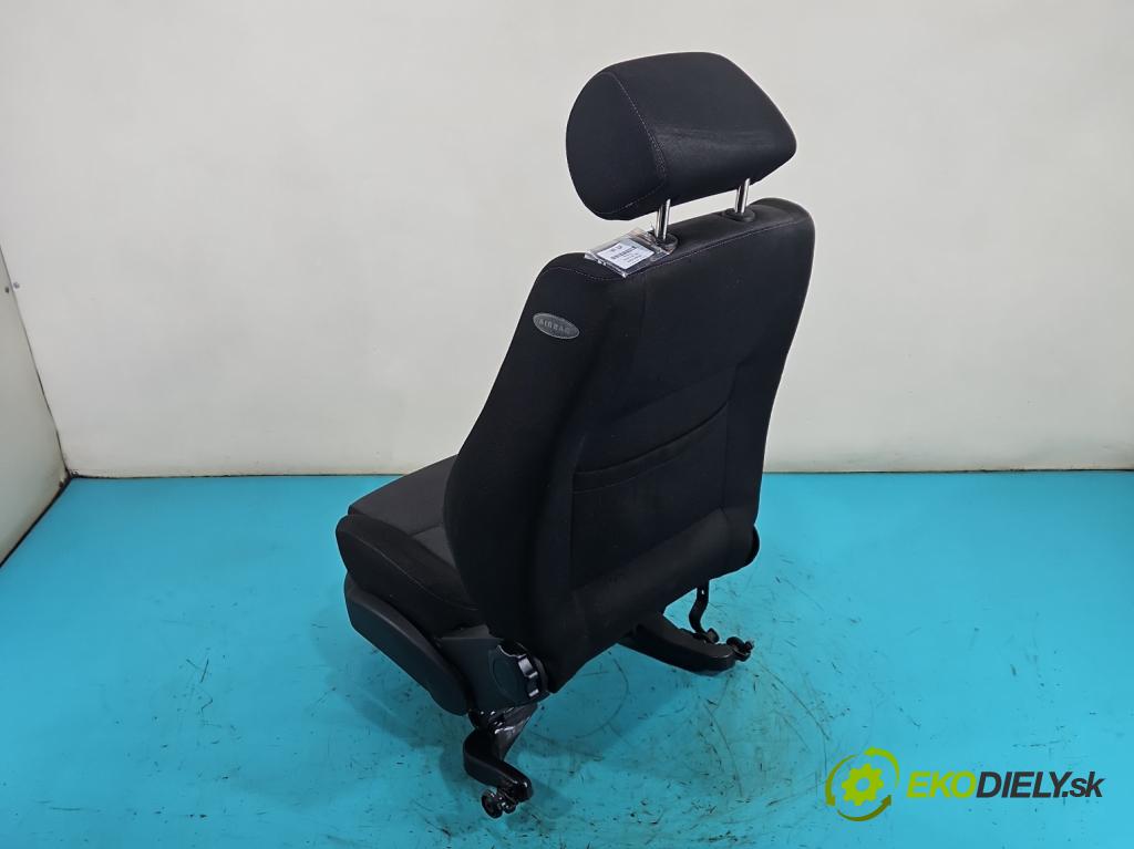 Vw Golf IV 1997-2003 1.9 tdi 101 HP manual 74 kW 1896 cm3 5- Sedačka ľavý  (Sedadlo)