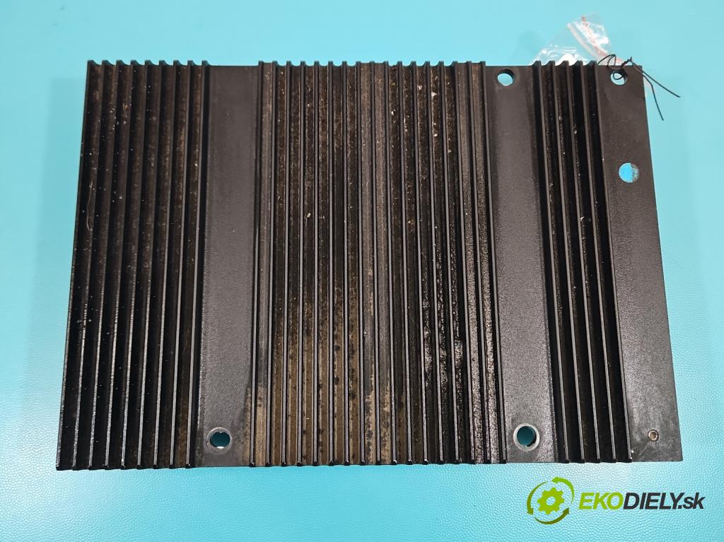 Volvo XC90 I 2002-2014 2.4 D5 (D5244T) 163 HP automatic 120 kW 2401 cm3 5- Zesilovač: 30732824 (Zosilňovač)