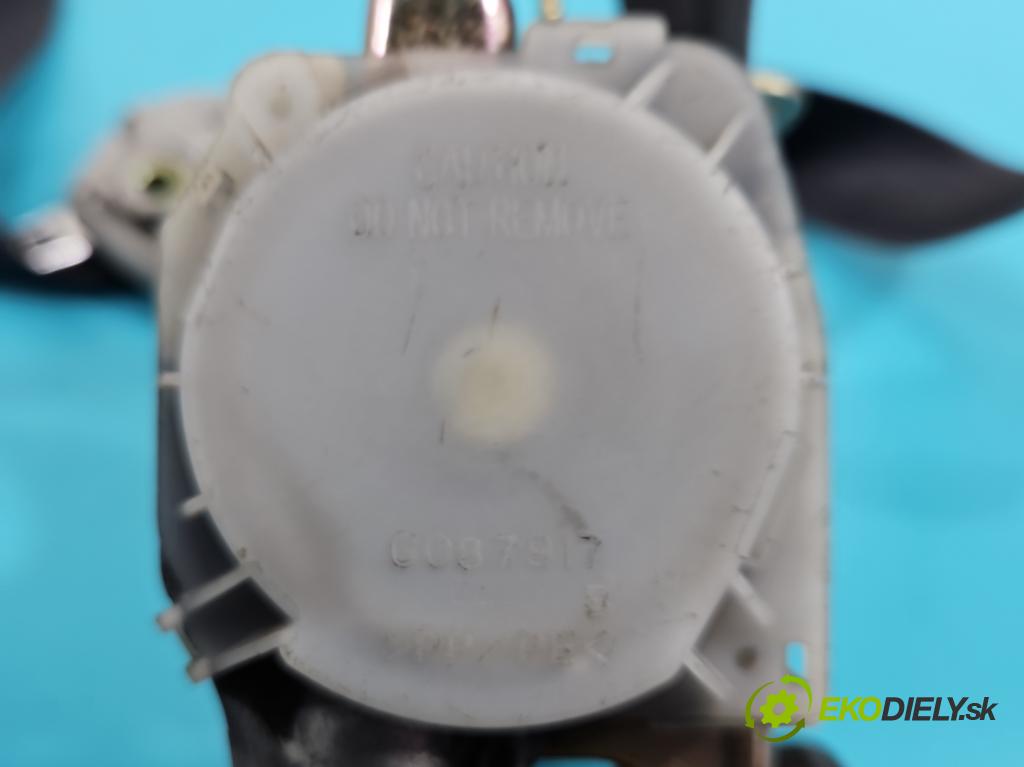 Toyota Corolla E12 2001-2009 2.0 D4D 90 hp manual 66 kW 1995 cm3 5- kokpit,přistrojova deska