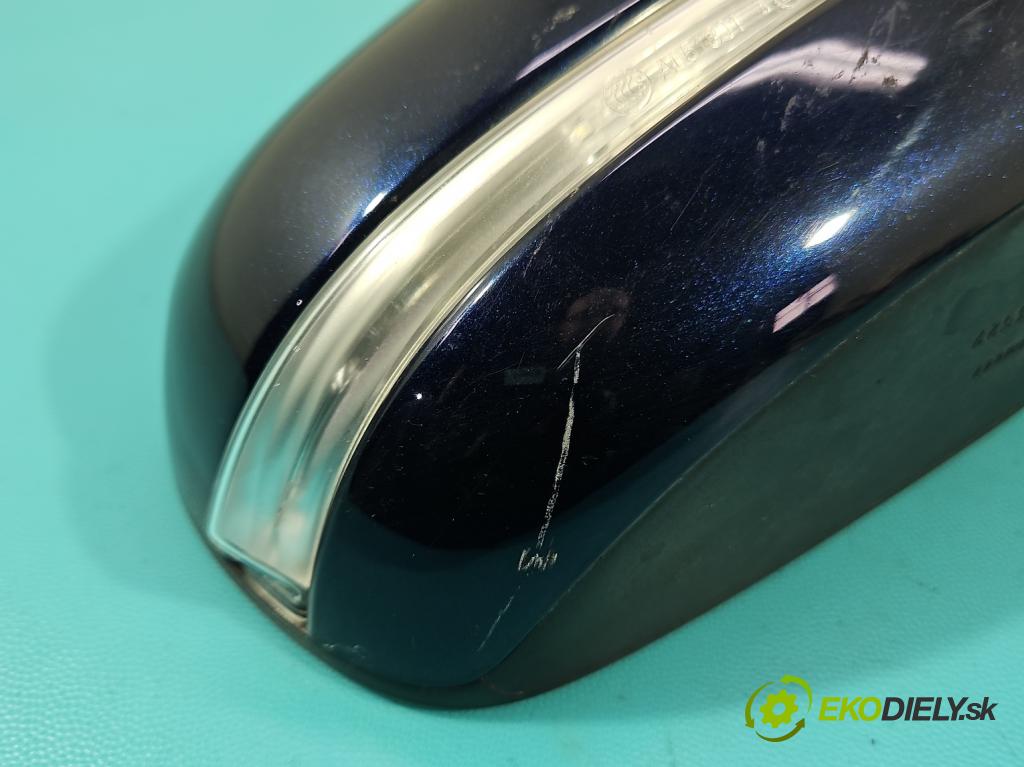 Suzuki SX4 S-Cross 2013-2021 1.4 T 140 hp manual 103 kW 1373 cm3 5- zpětné zrcátko pravé  (Klika dveří ostatní)