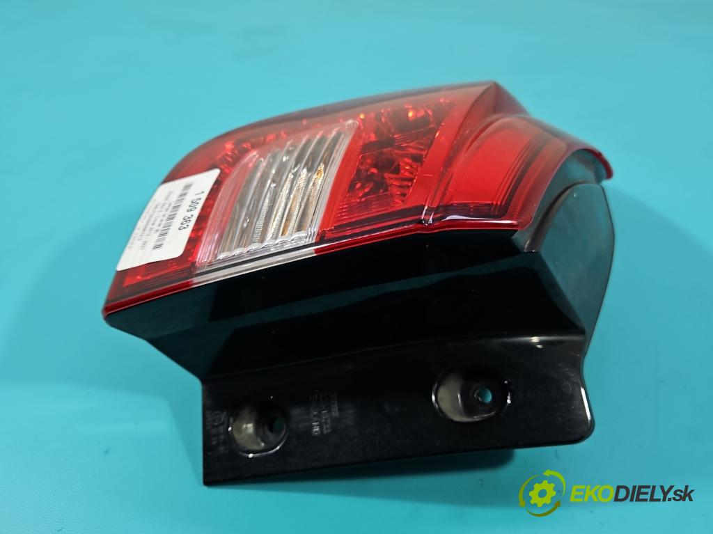 Suzuki SX4 S-Cross 2013-2021 1.4 T 140 hp manual 103 kW 1373 cm3 5- světlo zadní levé 220-18733 (Klika dveří ostatní)