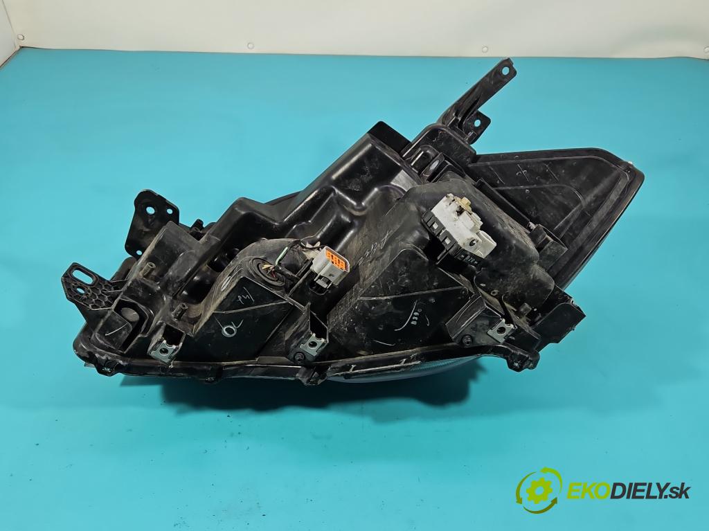 Suzuki SX4 S-Cross 2013-2021 1.4 T 140 hp manual 103 kW 1373 cm3 5- světlo pravý 100-18738 (Pravé přední světlo)