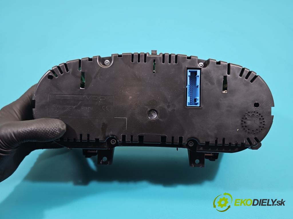 Vw Sharan II 2010-2022 2.0 tdi 177 HP automatic 130 kW 1968 cm3 5- prístrojovka/ budíky 7N0920870L (Prístrojová doska)