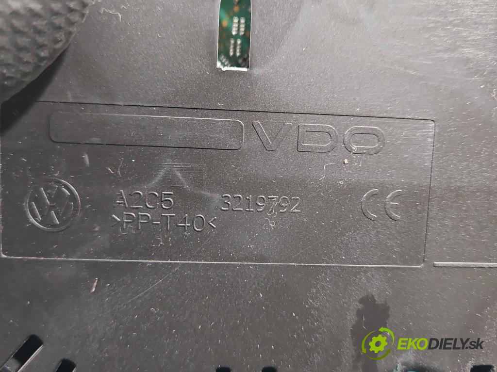 Vw Sharan II 2010-2022 2.0 tdi 177 HP automatic 130 kW 1968 cm3 5- prístrojovka/ budíky 7N0920870L (Prístrojová doska)