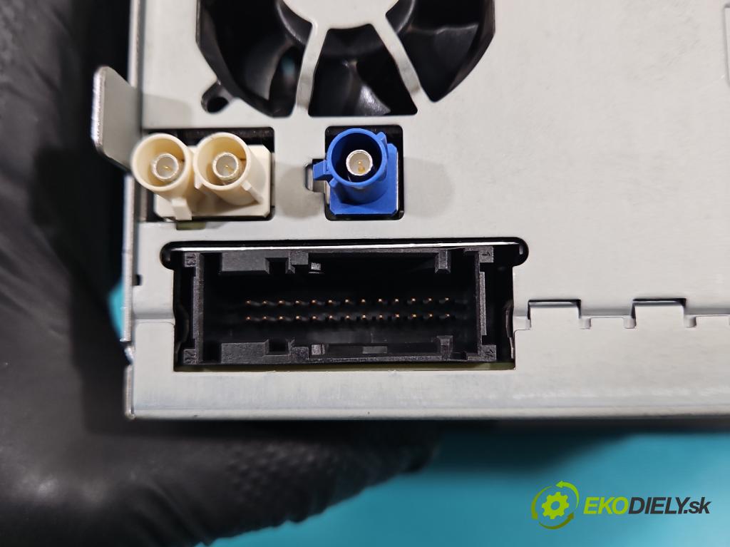 Vw Sharan II 2010-2022 2.0 tdi 177 HP automatic 130 kW 1968 cm3 5- Zobrazit: 3C8035680B (Prístrojová doska)