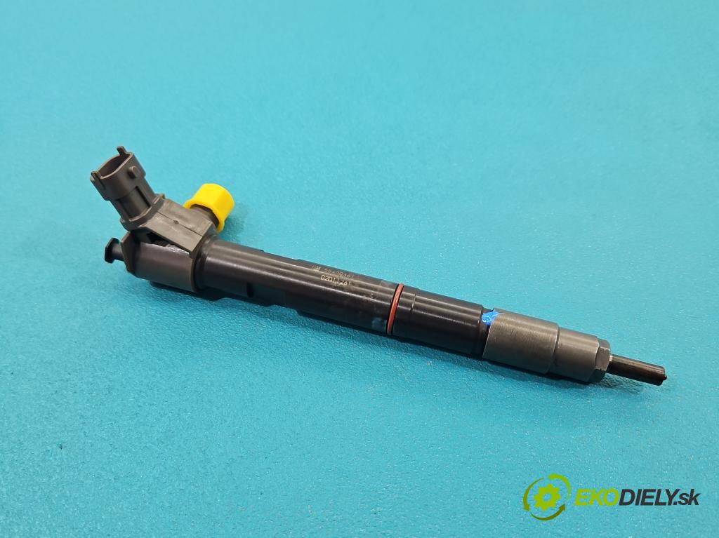 Opel Astra V  2015-2022 1.5 cdti 105 HP manual 77 kW 1496 cm3 5- vstrek 55490361 (Vstrekovač paliva)