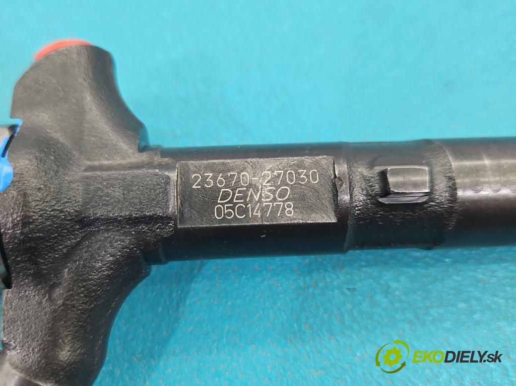 Toyota Corolla E12 2001-2009 2.0 D4D 90 HP manual 66 kW 1995 cm3 5- vstrek 23670-27030 (Vstrekovač paliva)
