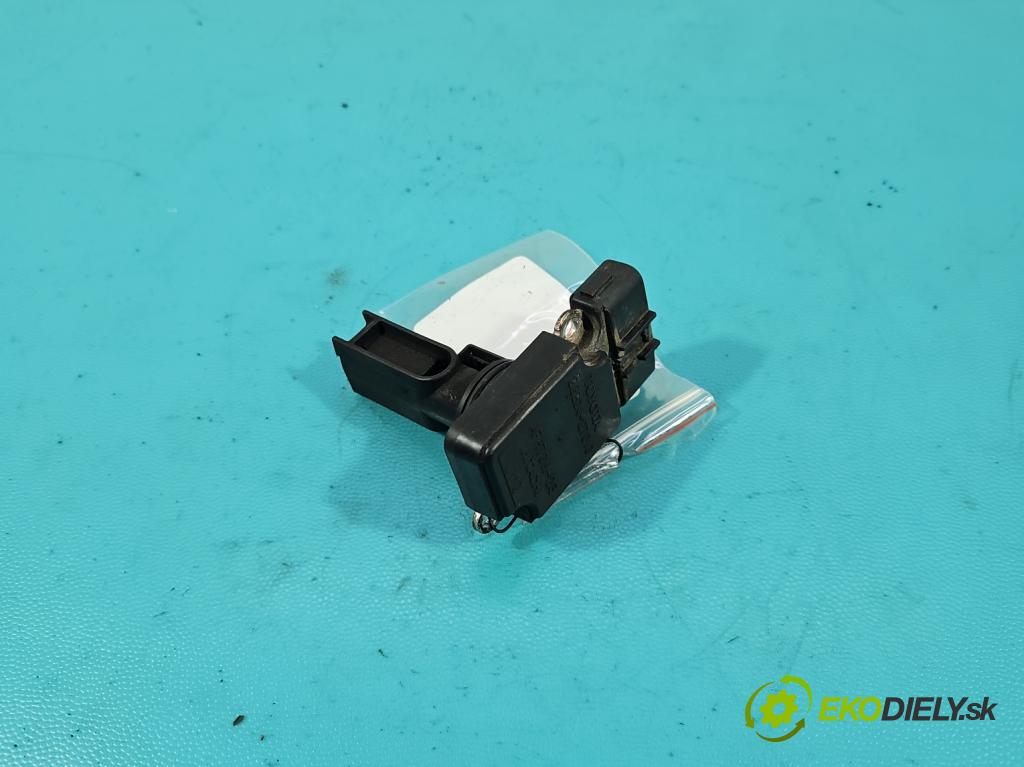 Toyota Corolla E12 2001-2009 2.0 D4D 90 HP manual 66 kW 1995 cm3 5- průtokoměr: 22204-27010 (Váha vzduchu)