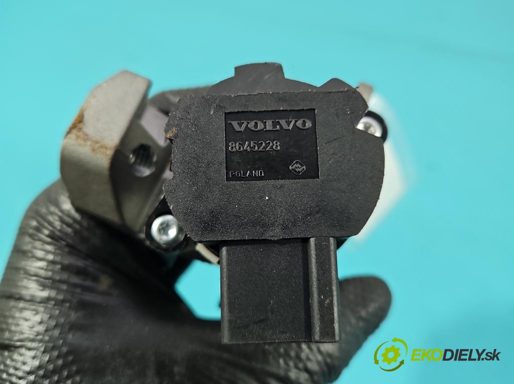 Volvo XC90 I 2002-2014 2.4 D5 (D5244T) 163 HP automatic 120 kW 2401 cm3 5- Spínačka 8626324 (Spínacia skrinka)