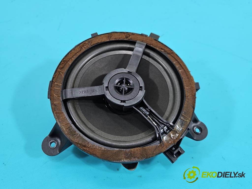 Volvo XC90 I 2002-2014 2.4 D5 (D5244T) 163 HP automatic 120 kW 2401 cm3 5- reproduktory komplet 8633664
