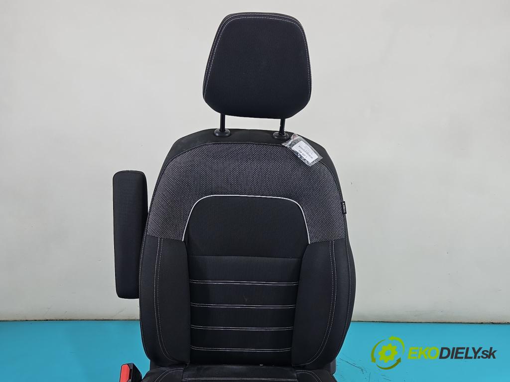 Dacia Sandero III 2020- 1.0 SCe 480) 91KM manual 67 kW 999 cm3 5- Sedadlo levý  (Sedadlo)