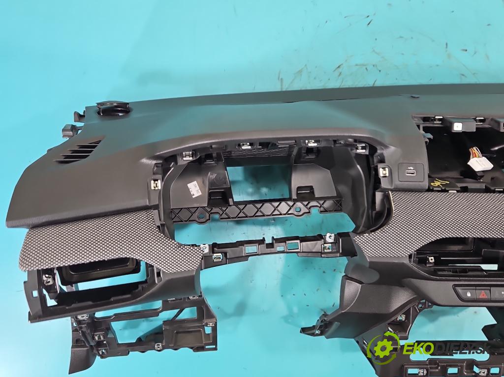 Dacia Sandero III 2020- 1.0 SCe 480) 91KM manual 67 kW 999 cm3 5- kokpit,přistrojova deska