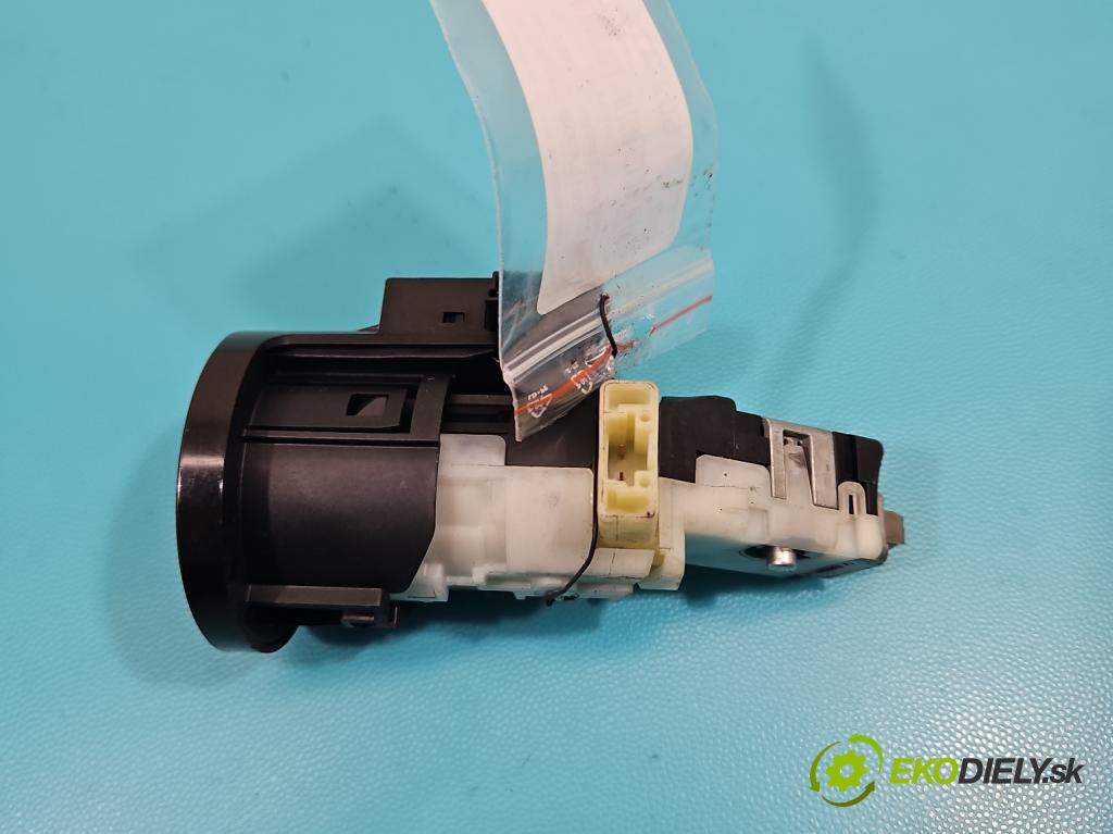 Dacia Sandero III 2020- 1.0 SCe: 480) 91 KM manual 67 kW 999 cm3 5- Spínačka A3C0327650200 (Spínacia skrinka)