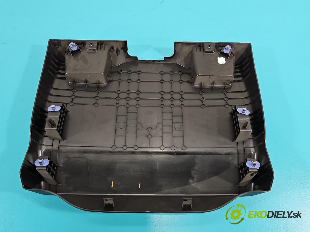 Dacia Sandero III 2020- 1.0 SCe 91KM manual 67 kW 999 cm3 5- Tapacír: kufrových dveří 909005257R