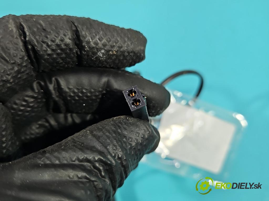 Vw Sharan II 2010-2022 2.0 tdi 177 HP automatic 130 kW 1968 cm3 5- pas bezpečnosť: predné ľavý 5N0857755G