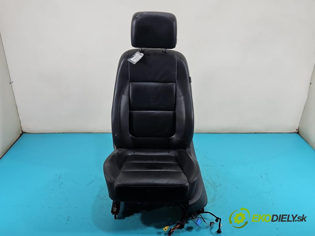 Vw Sharan II 2010-2022 2.0 tdi 177 HP automatic 130 kW 1968 cm3 5- Sedačka ľavý  (Sedadlo)