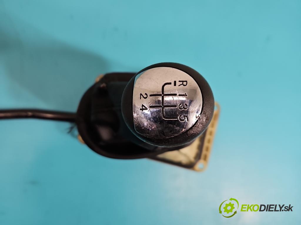 Renault Clio II 1998-2012 1,2.0 16V 75 HP manual 55 kW 1149 cm3 5- Páka: Změny: stupeň,rýchlosť 8200265335 (Rýchlostná páka (kulisa))