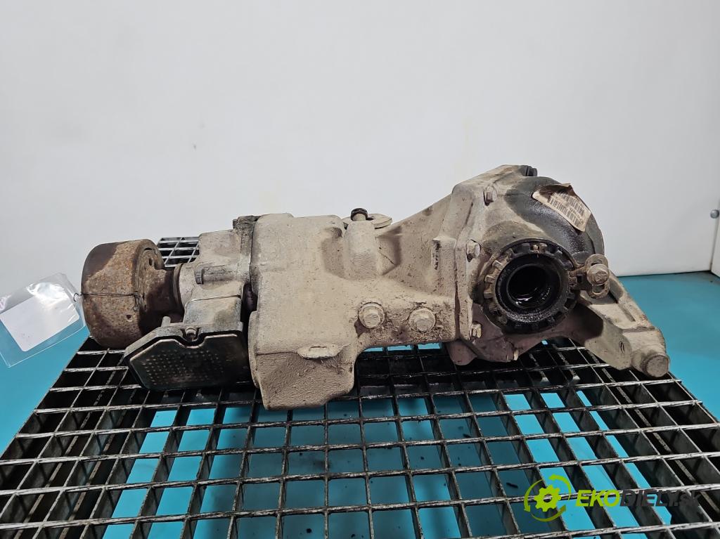 Volvo XC90 I 2002-2014 2.4 D5 (D5244T) 163 HP automatic 120 kW 2401 cm3 5- Most: zadní: P1216612